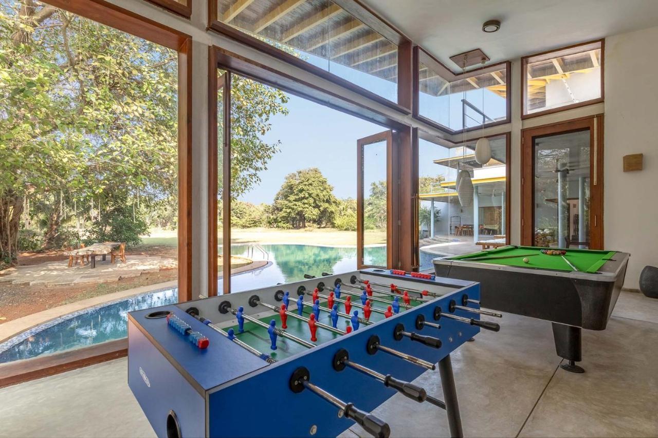Jay House By Stayvista - Leisure Oasis With Pool, Snooker, Table Tennis & Foosball Fun 알리바그 외부 사진