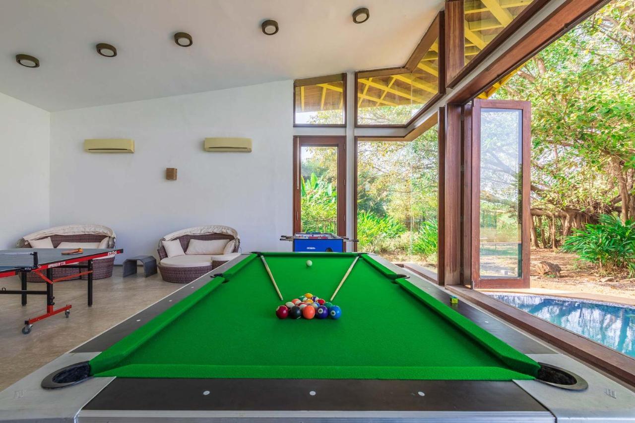 Jay House By Stayvista - Leisure Oasis With Pool, Snooker, Table Tennis & Foosball Fun 알리바그 외부 사진
