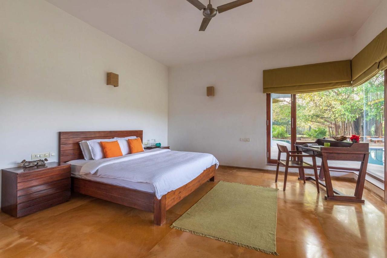 Jay House By Stayvista - Leisure Oasis With Pool, Snooker, Table Tennis & Foosball Fun 알리바그 외부 사진