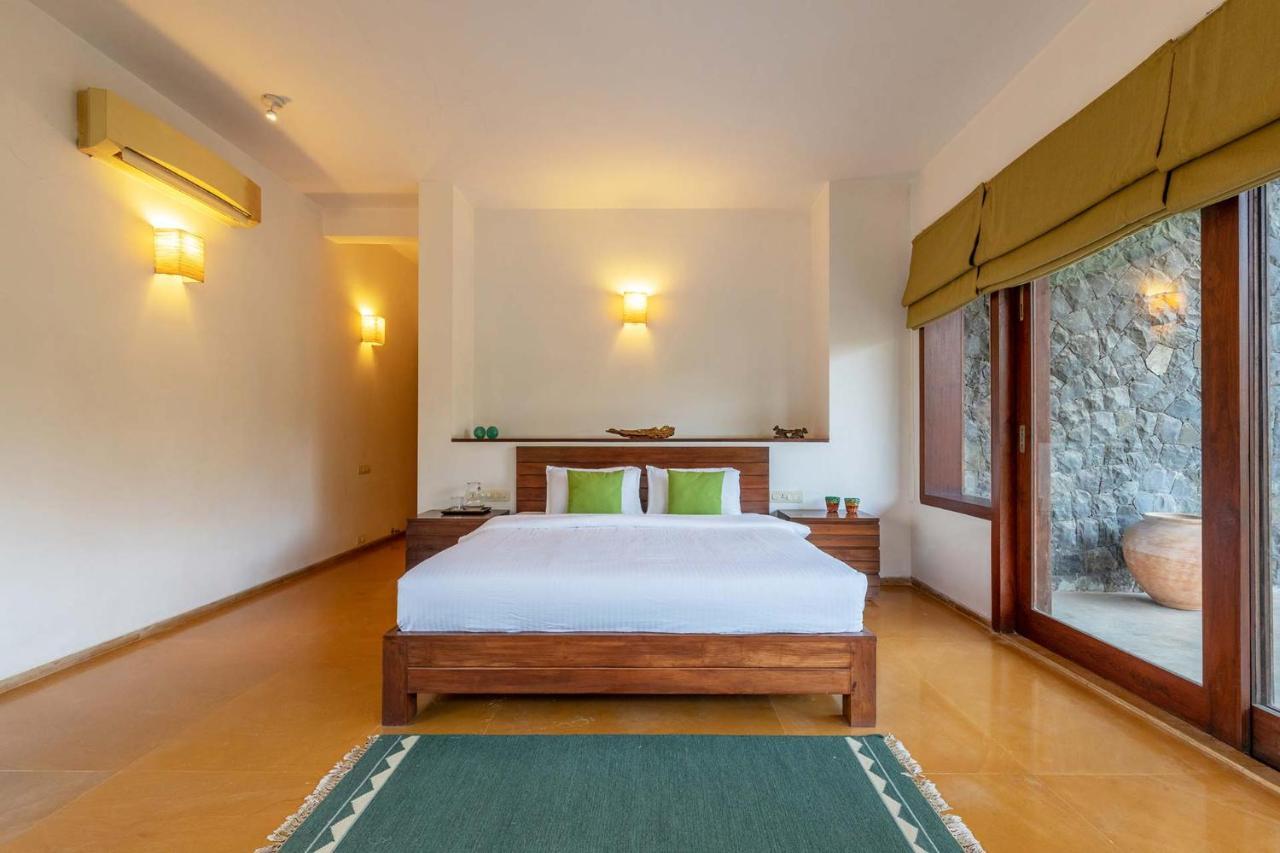 Jay House By Stayvista - Leisure Oasis With Pool, Snooker, Table Tennis & Foosball Fun 알리바그 외부 사진